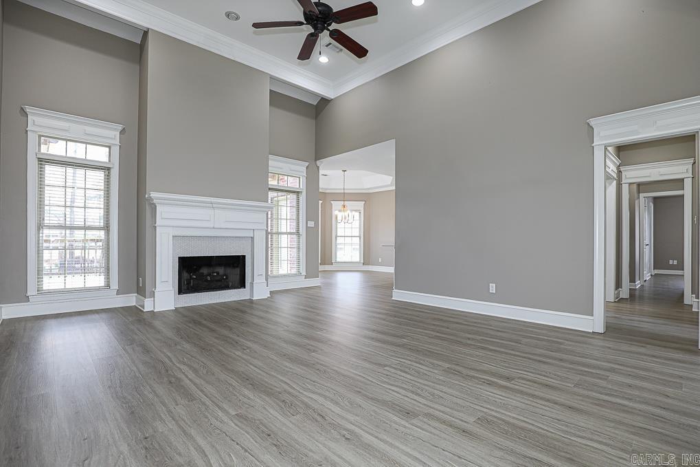 LONGHILLS VILLAGE - Residential