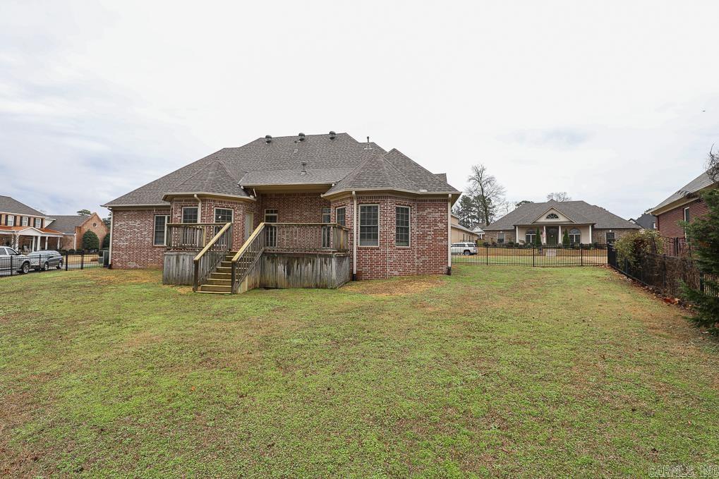 LONGHILLS VILLAGE - Residential