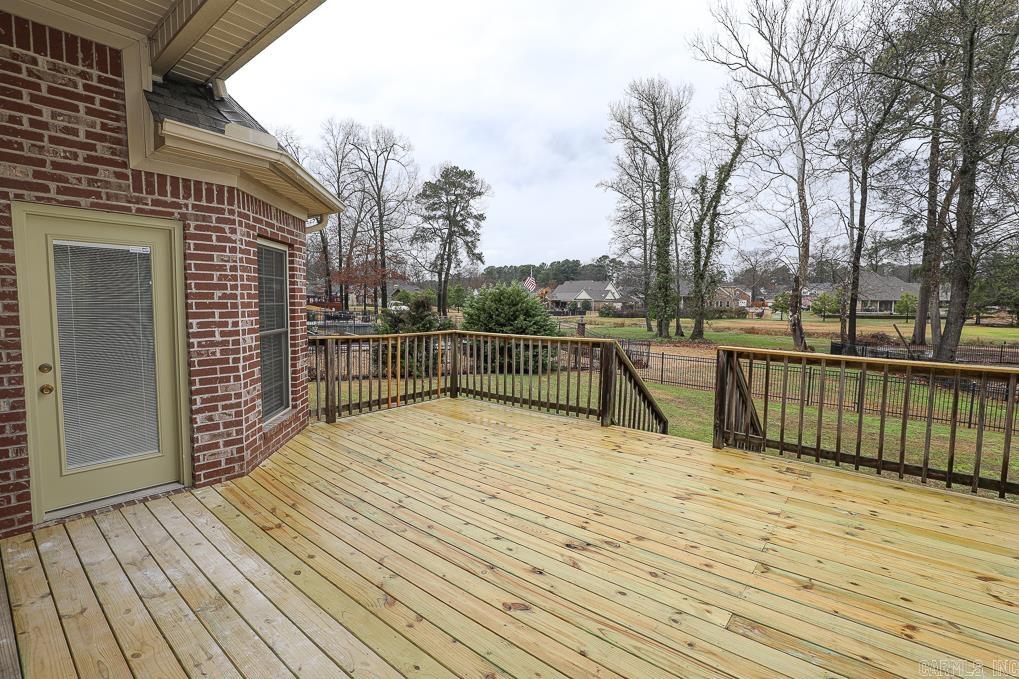 LONGHILLS VILLAGE - Residential