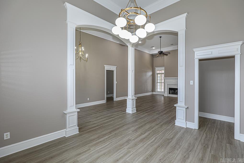 LONGHILLS VILLAGE - Residential