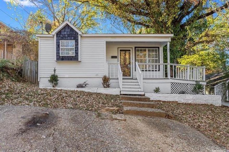 Adorable 3 bedrooms with 2 full baths located on a dead end road! Tall ceilings in the living room and dining area. MANY UPDATES throughout!! Deck goes from front of the house to the side that leads you to a fully fenced large backyard!!  Pets allowed with approval and fees. No smoking! Application/background check/security deposit/renters insurance required.  CALL FOR SHOWING/APPLICATION!!