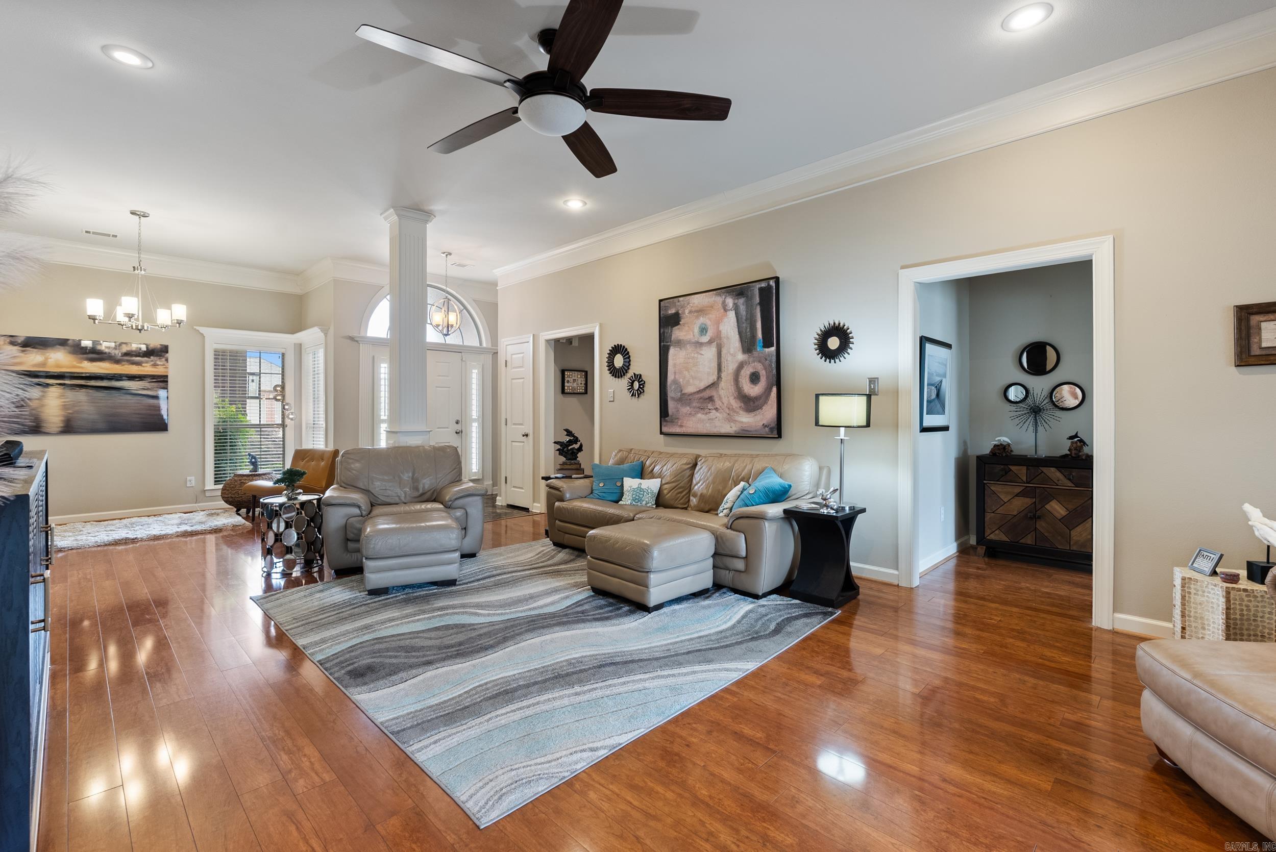 COUNTRY CLUB OF ARK THE - Residential