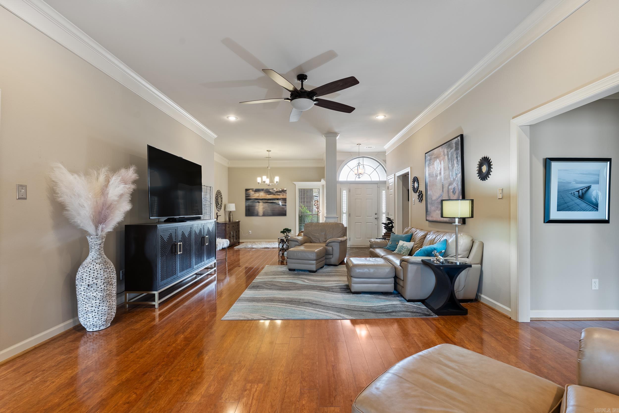 COUNTRY CLUB OF ARK THE - Residential