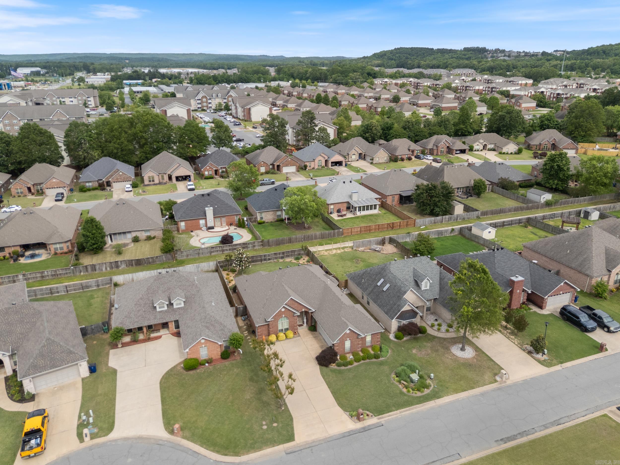 COUNTRY CLUB OF ARK THE - Residential