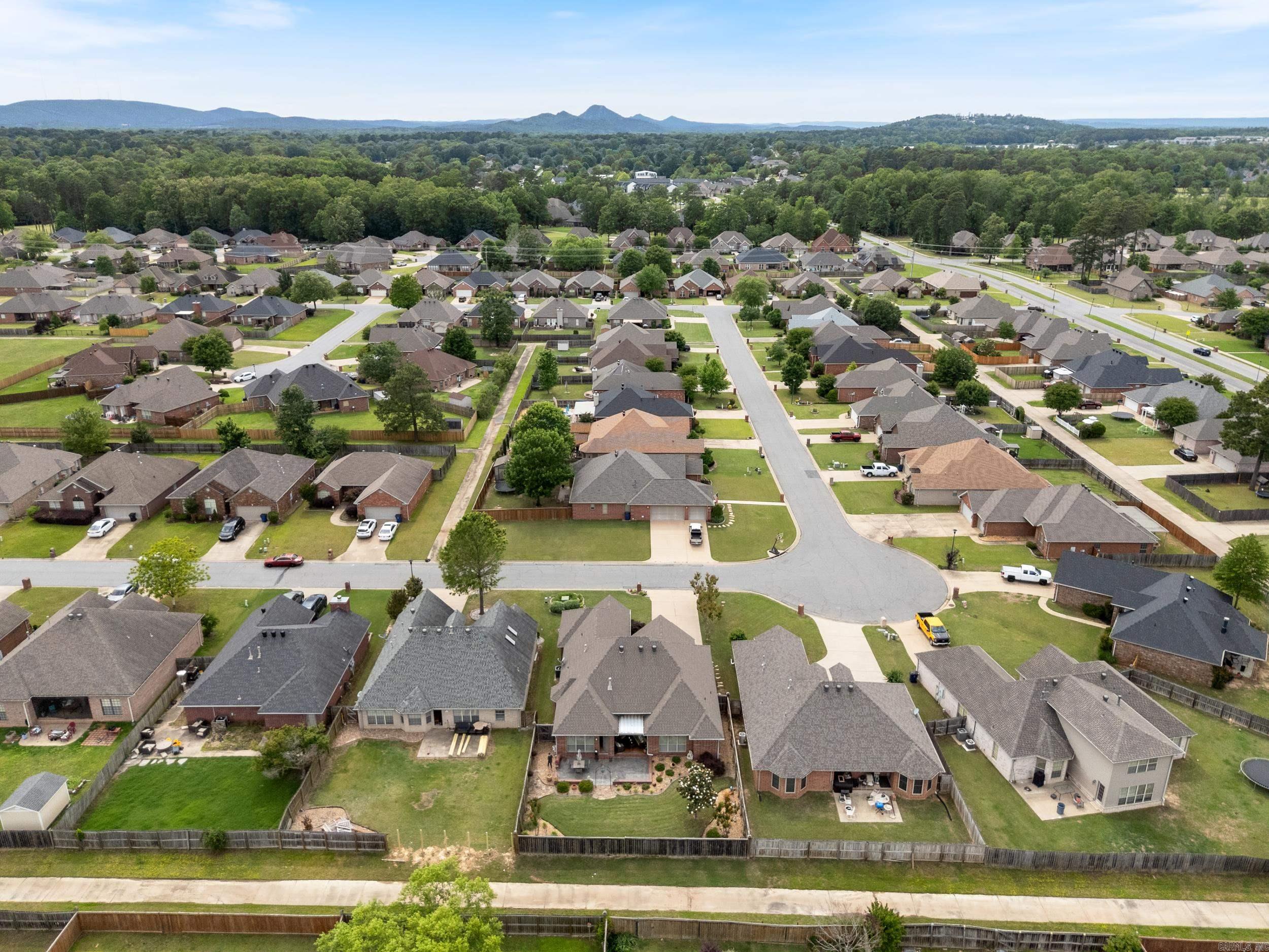 COUNTRY CLUB OF ARK THE - Residential