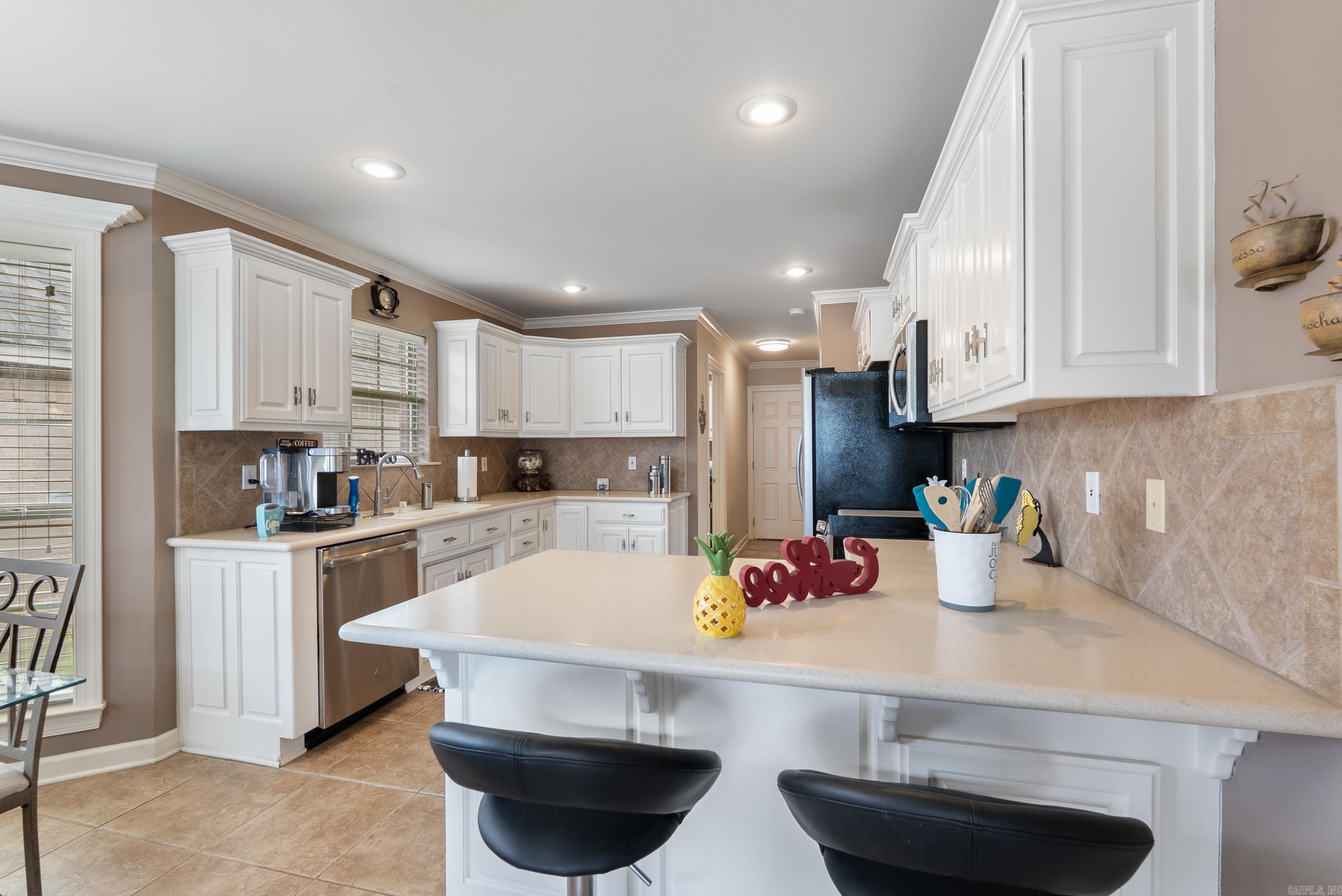 COUNTRY CLUB OF ARK THE - Residential