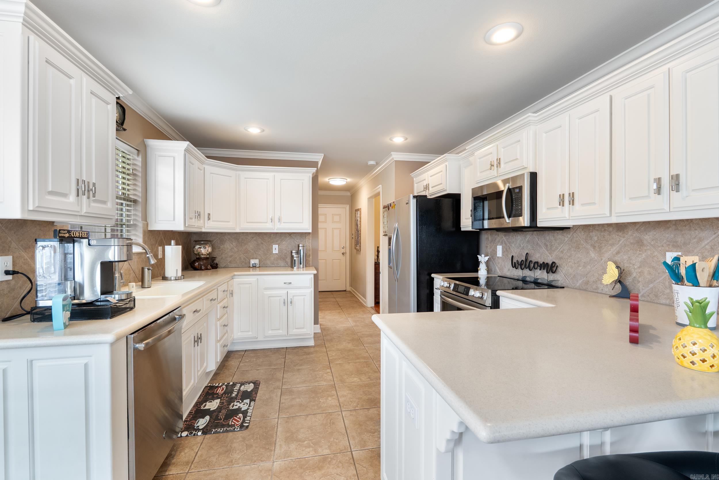 COUNTRY CLUB OF ARK THE - Residential