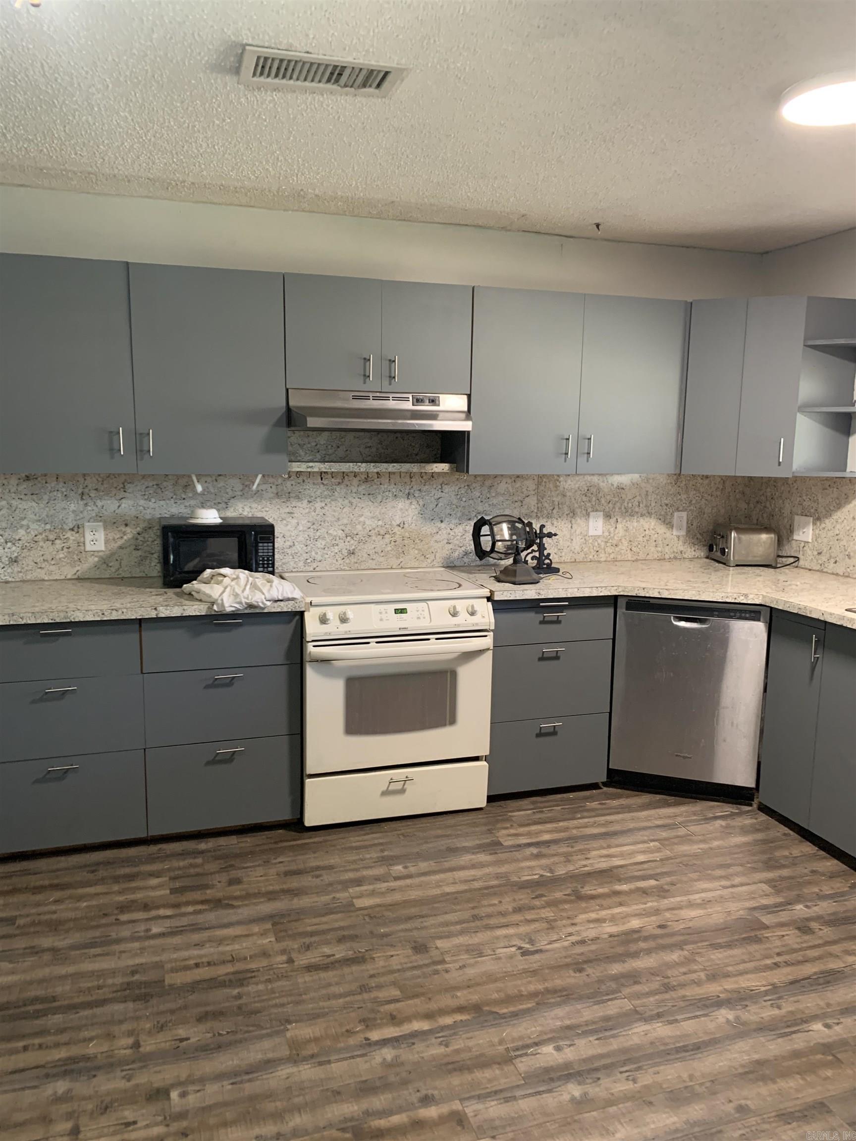 Thompson Heights - Residential