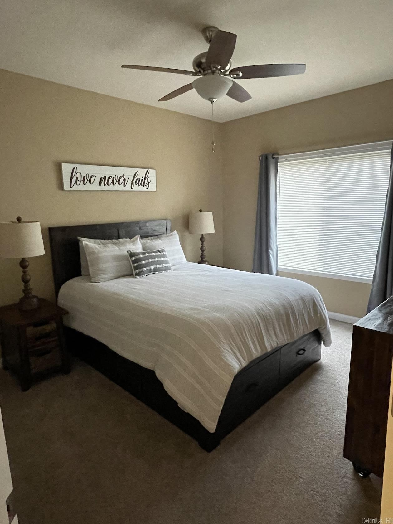 CASTLE RIDGE - Residential