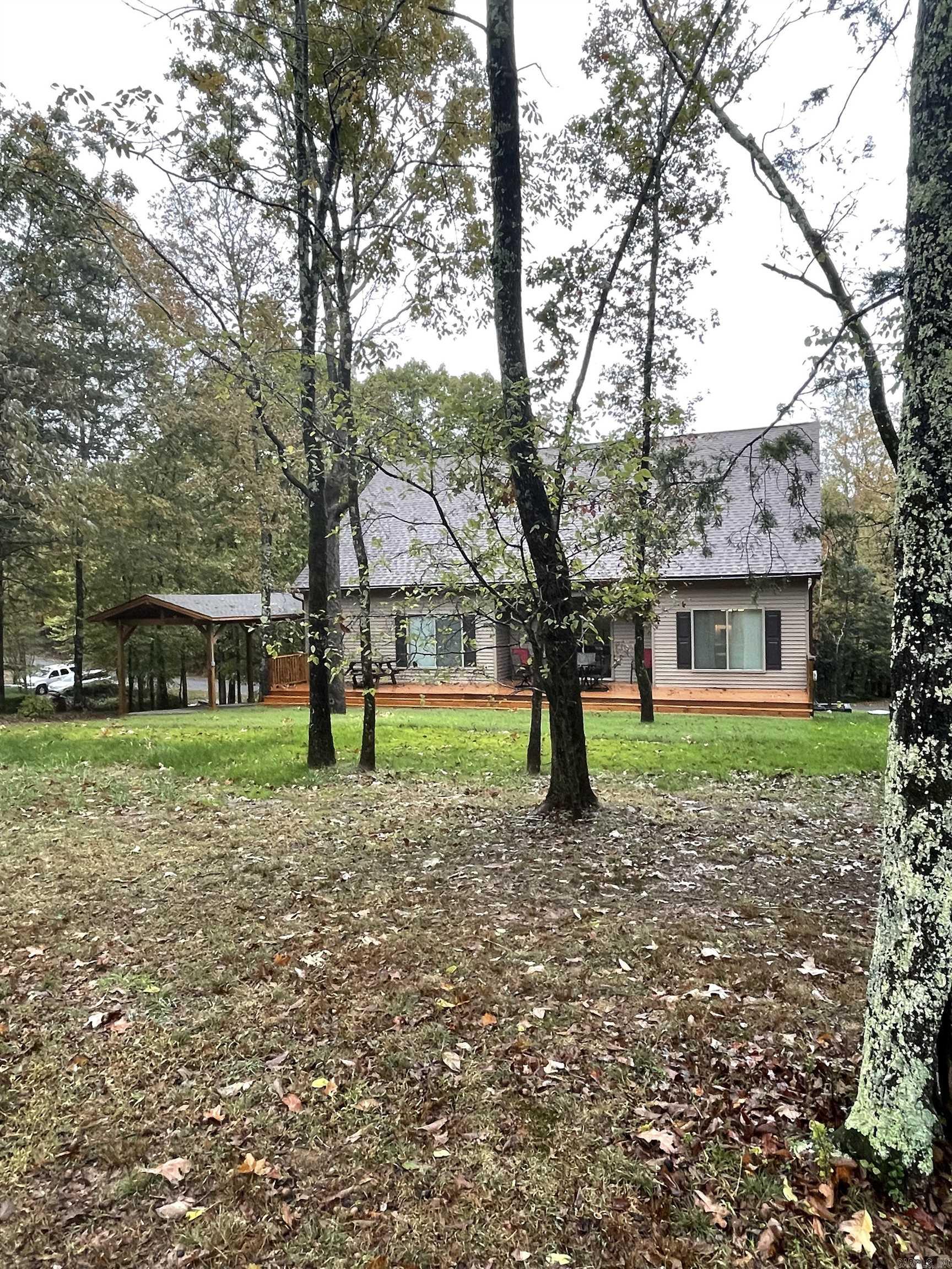 CASTLE RIDGE - Residential