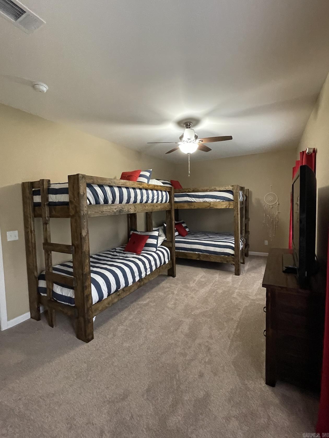 CASTLE RIDGE - Residential