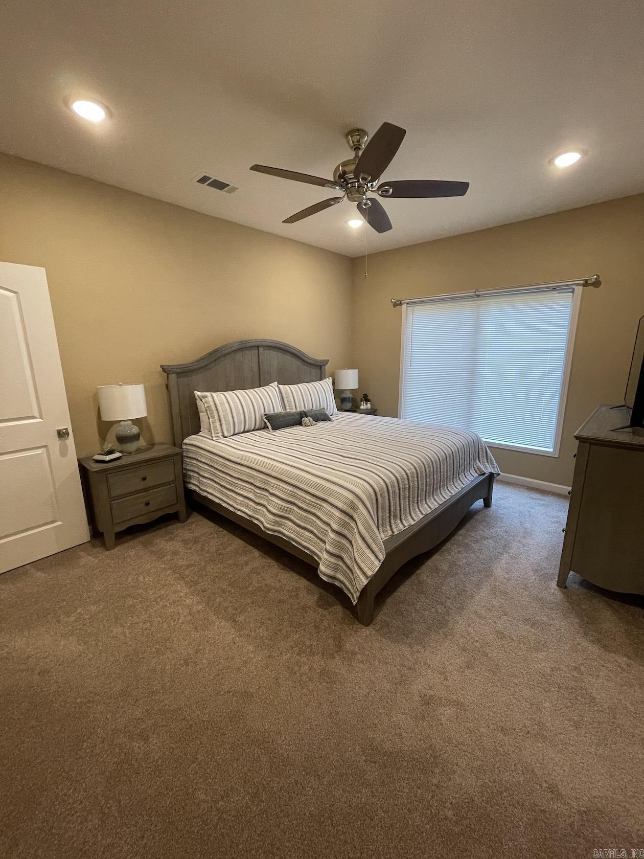 CASTLE RIDGE - Residential