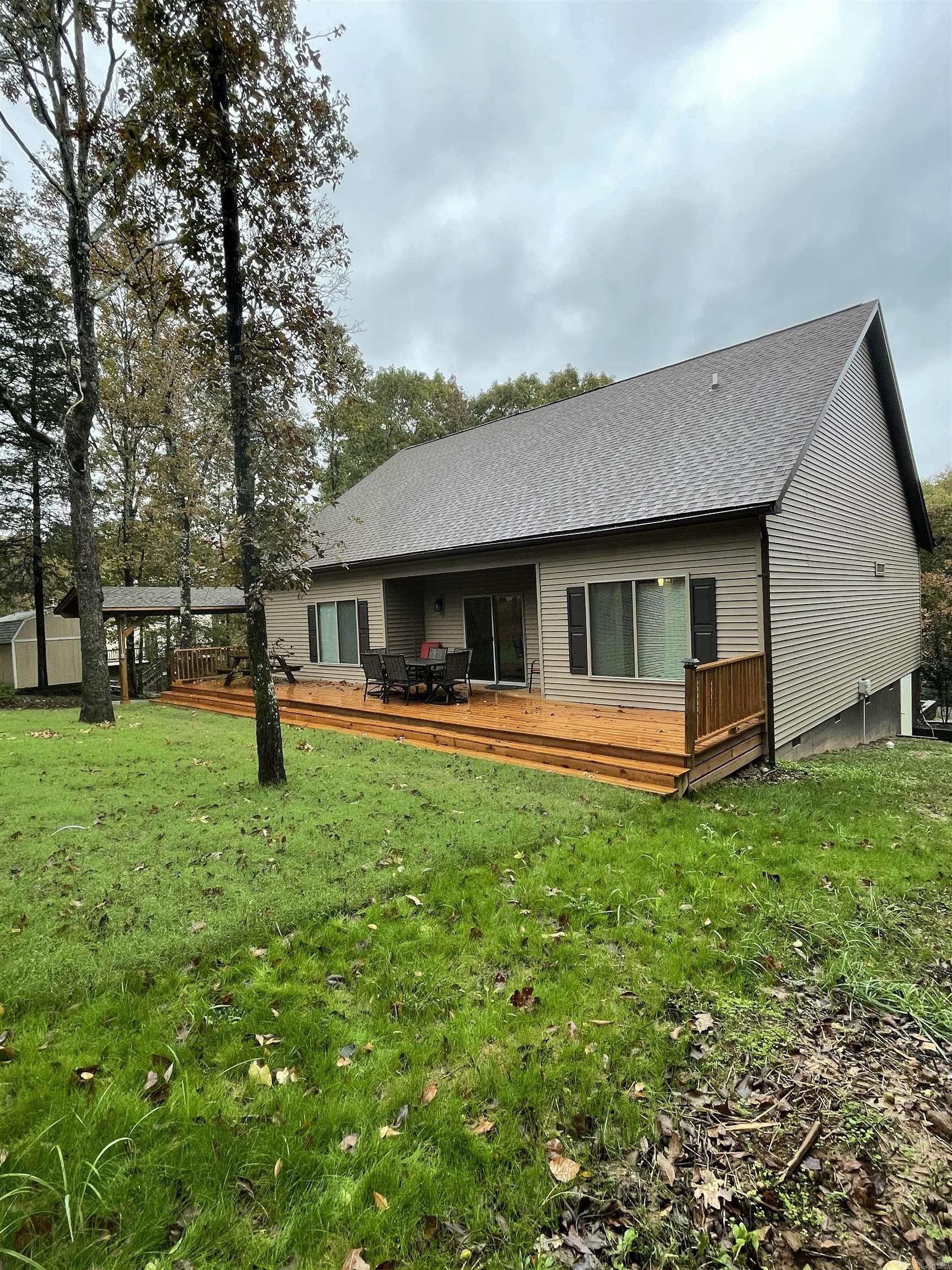 CASTLE RIDGE - Residential
