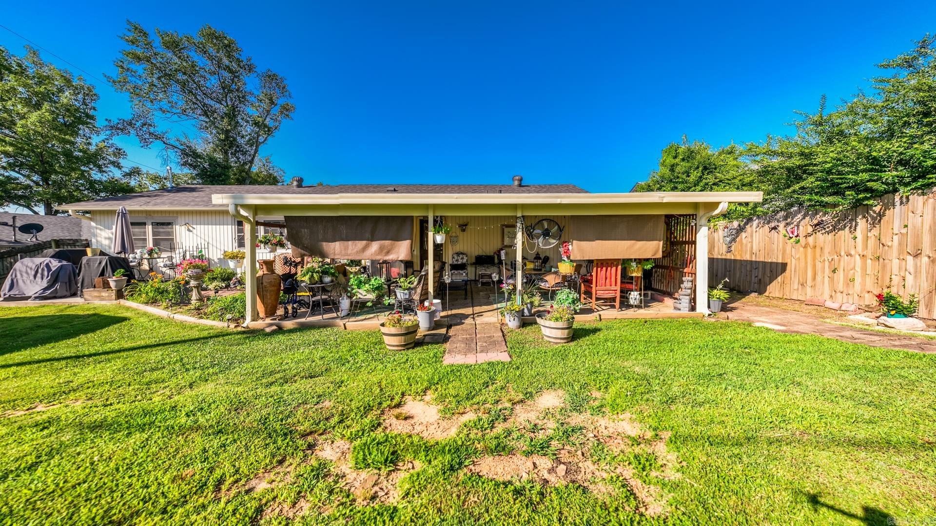 INDIAN HILLS - Residential