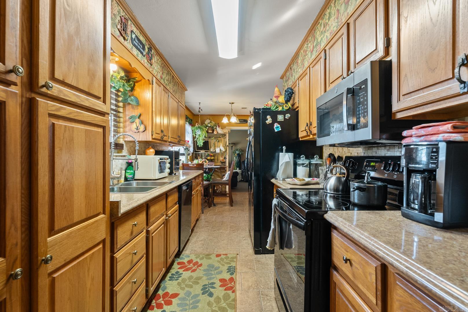 INDIAN HILLS - Residential