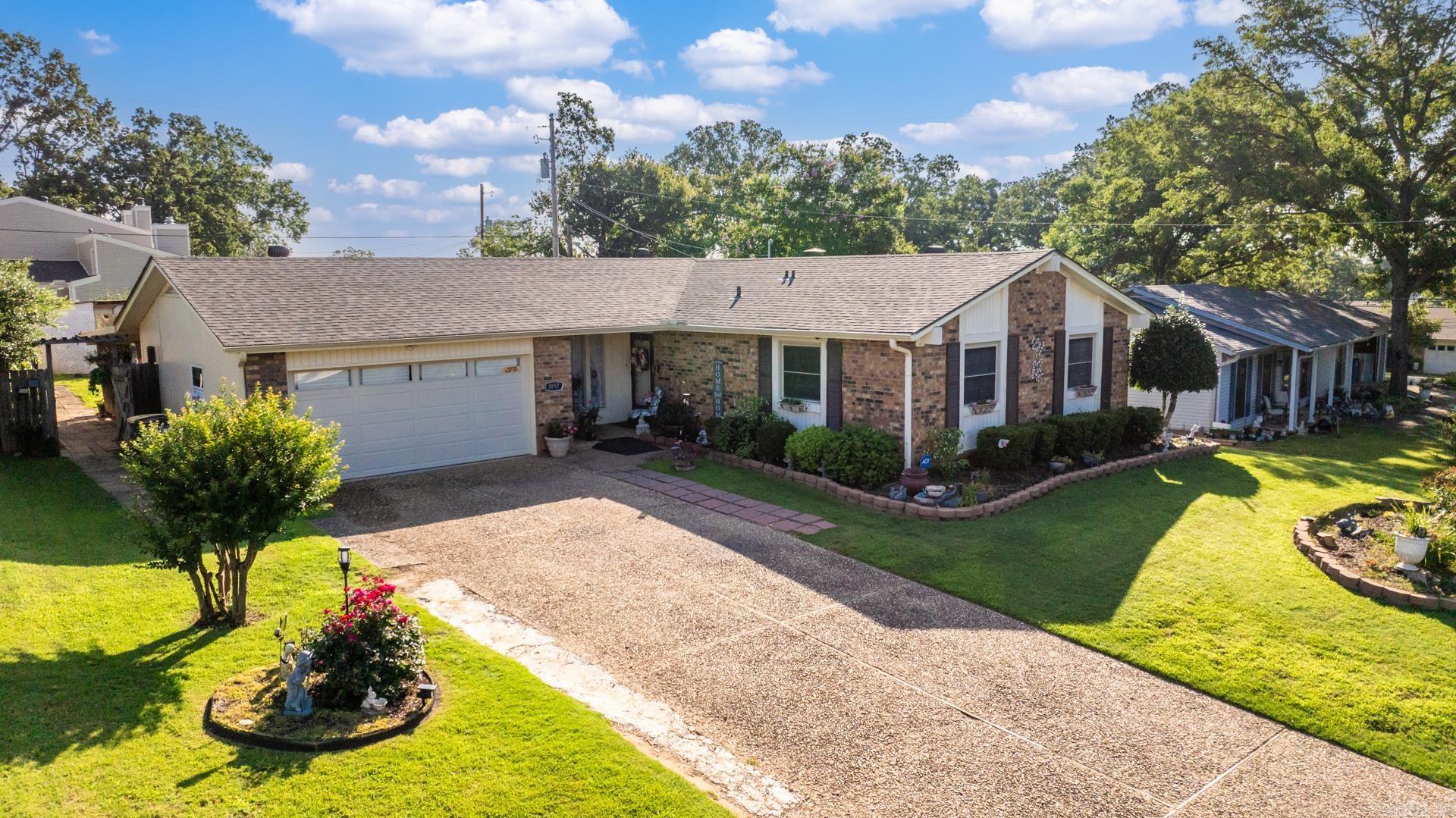 INDIAN HILLS - Residential