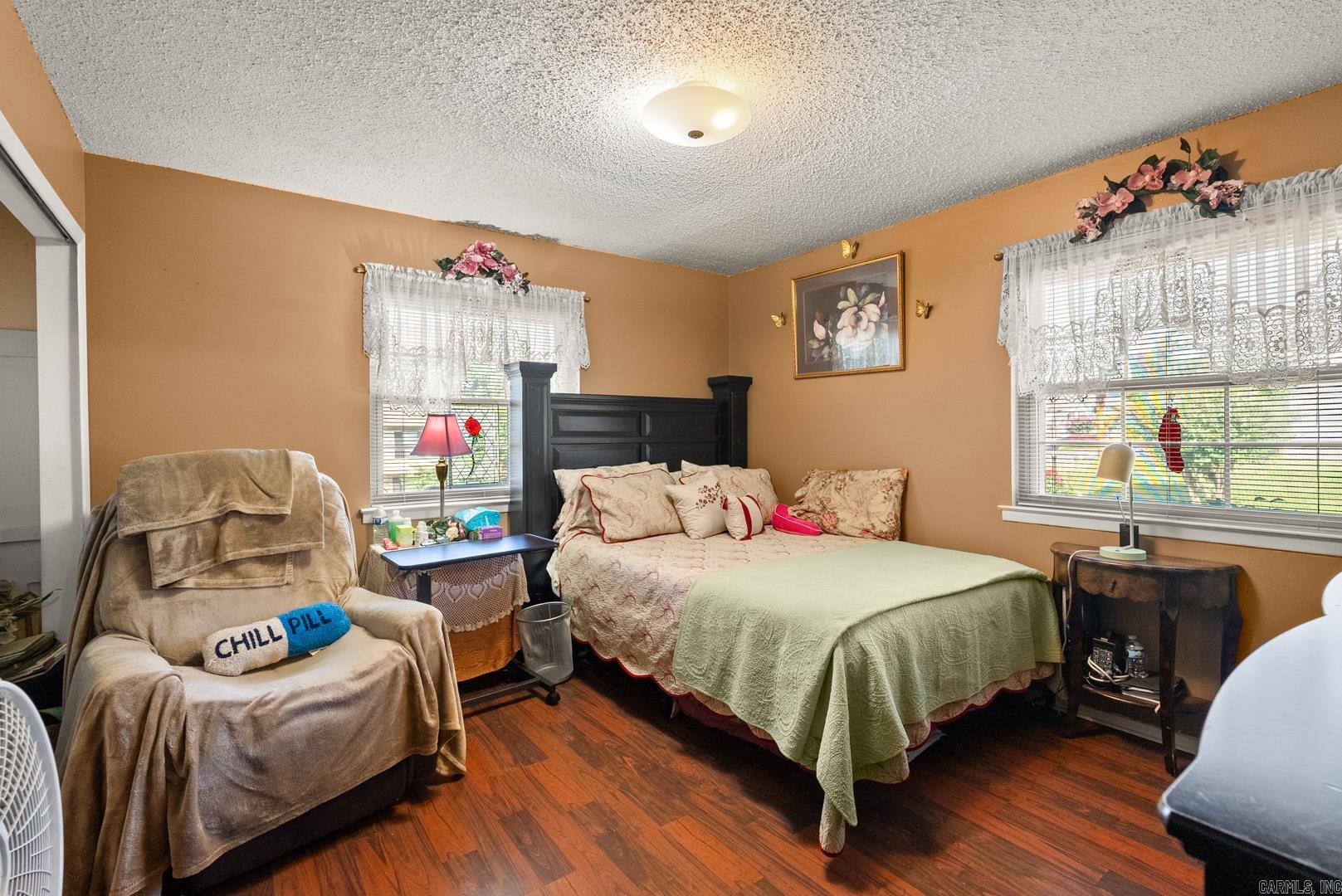 INDIAN HILLS - Residential