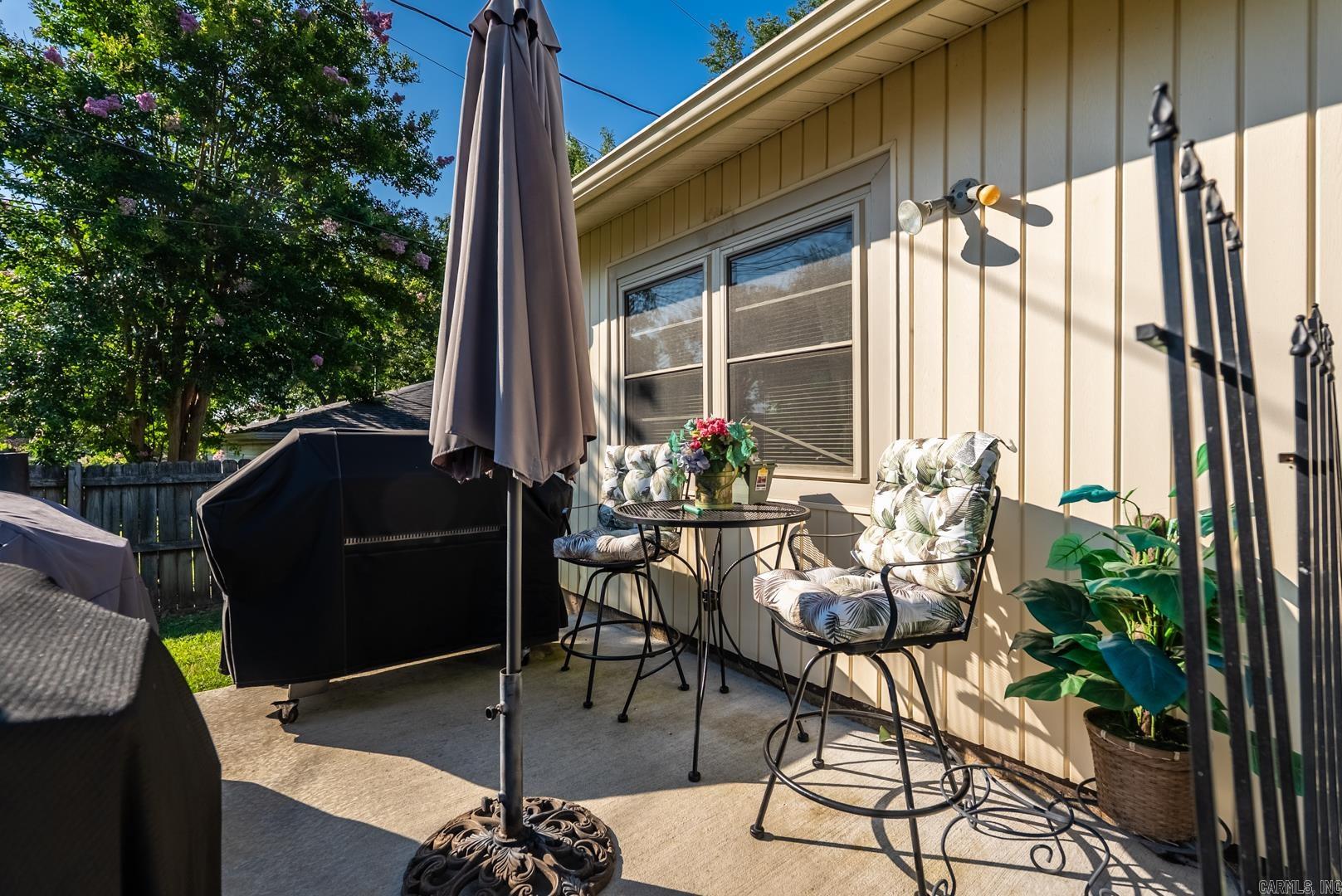 INDIAN HILLS - Residential