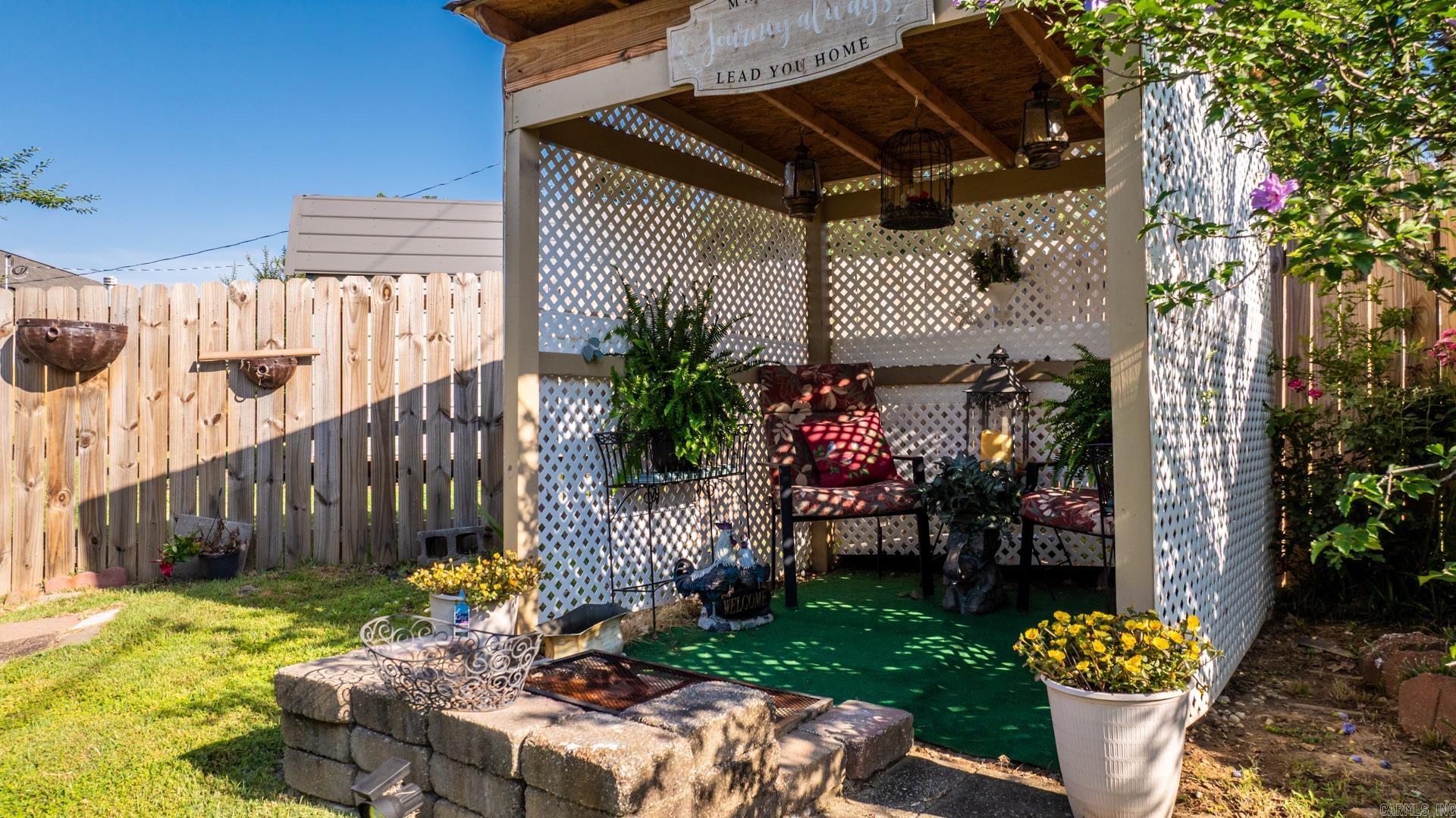 INDIAN HILLS - Residential