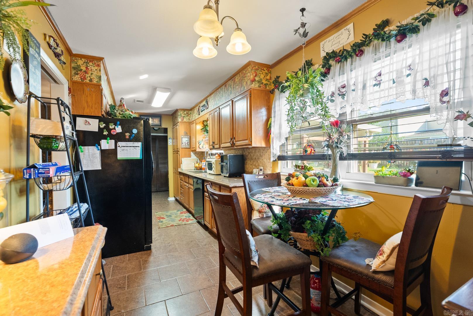 INDIAN HILLS - Residential