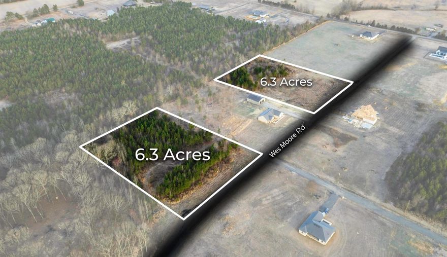 Beautiful flat 6.30+/- acre lot right outside of city limits, perfect spot if you are looking to build! Gorgeous new construction houses are going in all around. Enjoy great views of the countryside in a quiet area while only being a few minutes from the interstate. 20 mins to Vilonia, 20 mins to Searcy, & 20 mins to Cabot. Water and electric are available at the road. No mobile homes. Minimum square footage of 1700.