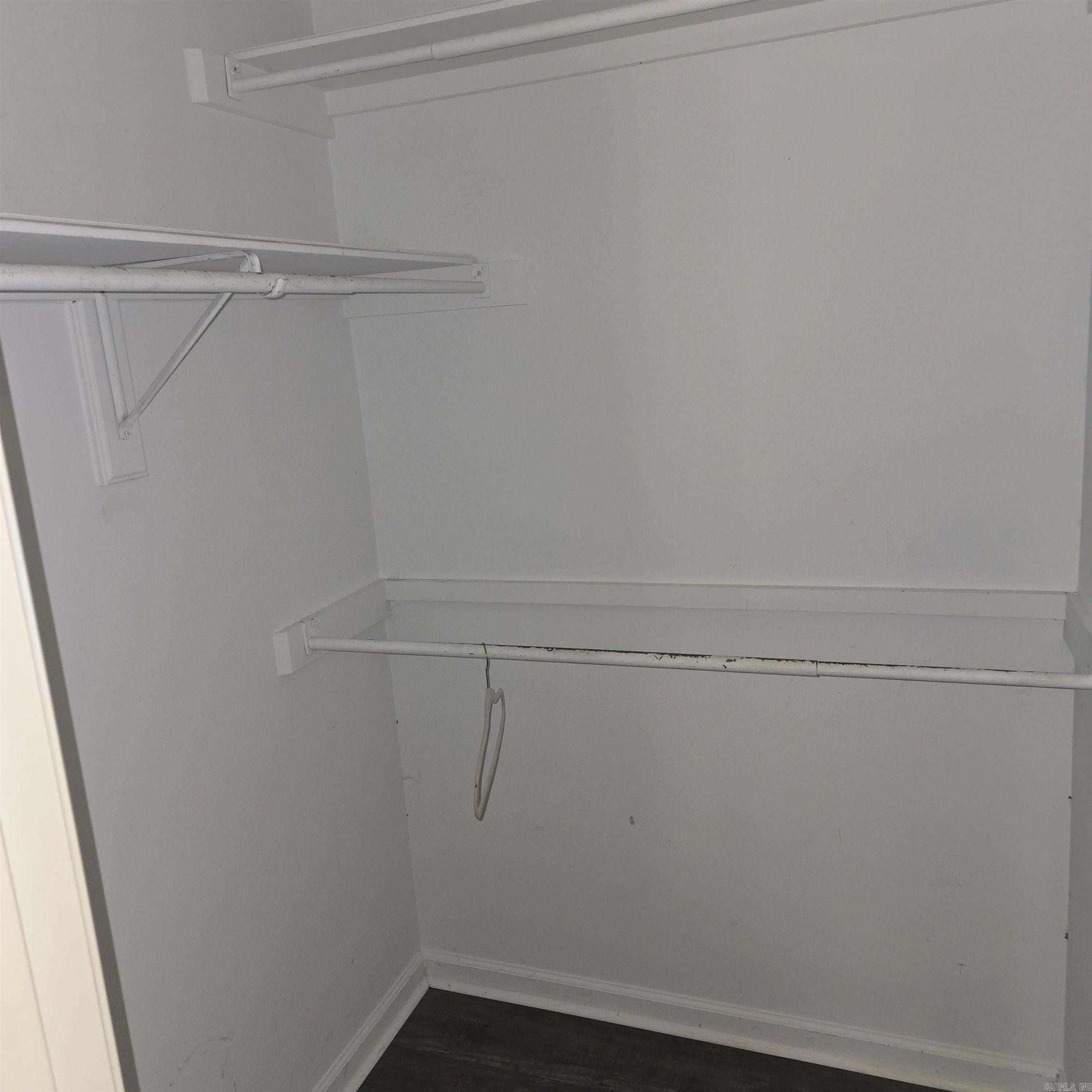 John Barrow 5L - Residential Lease