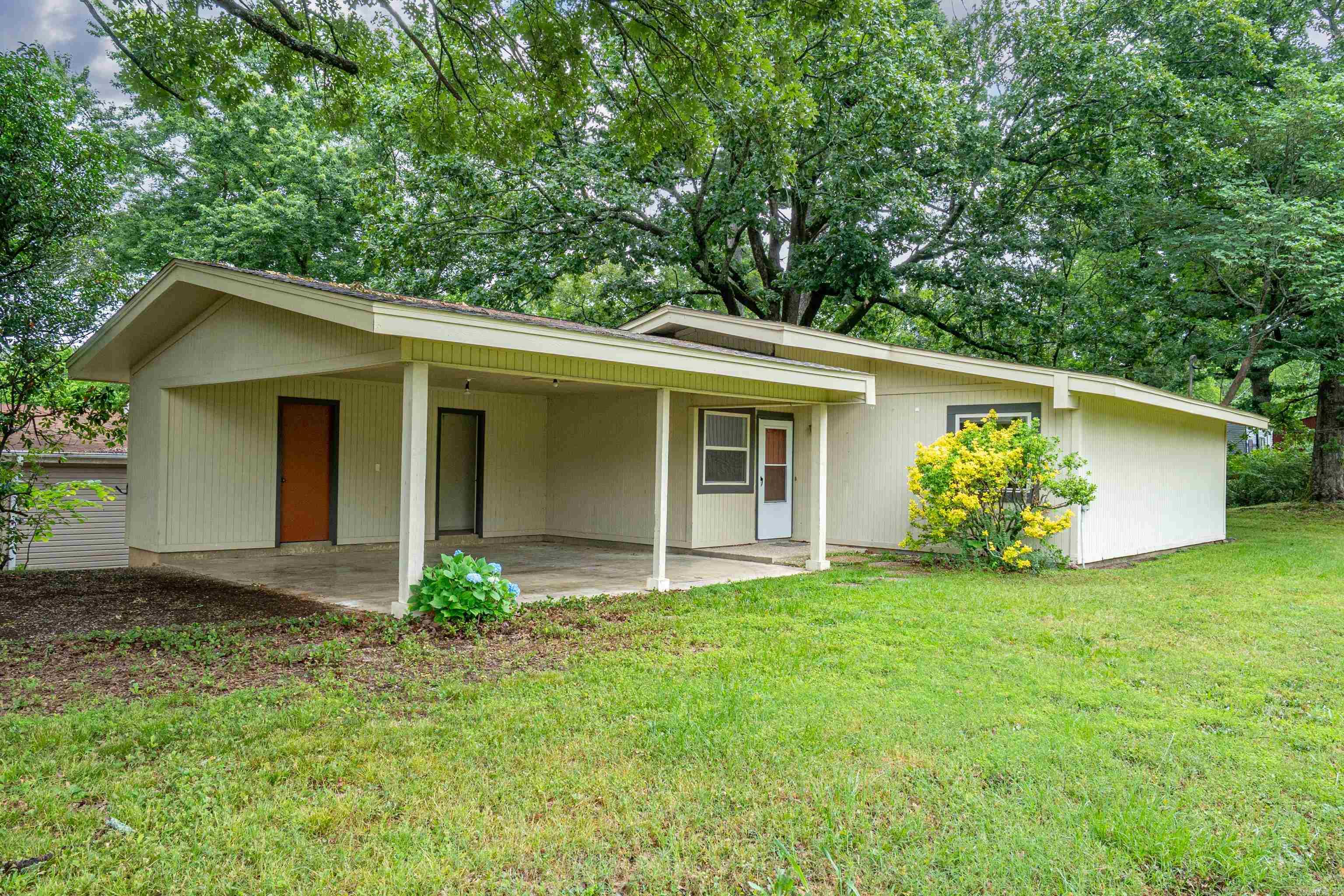 FORREST HILLS SUBD - Residential