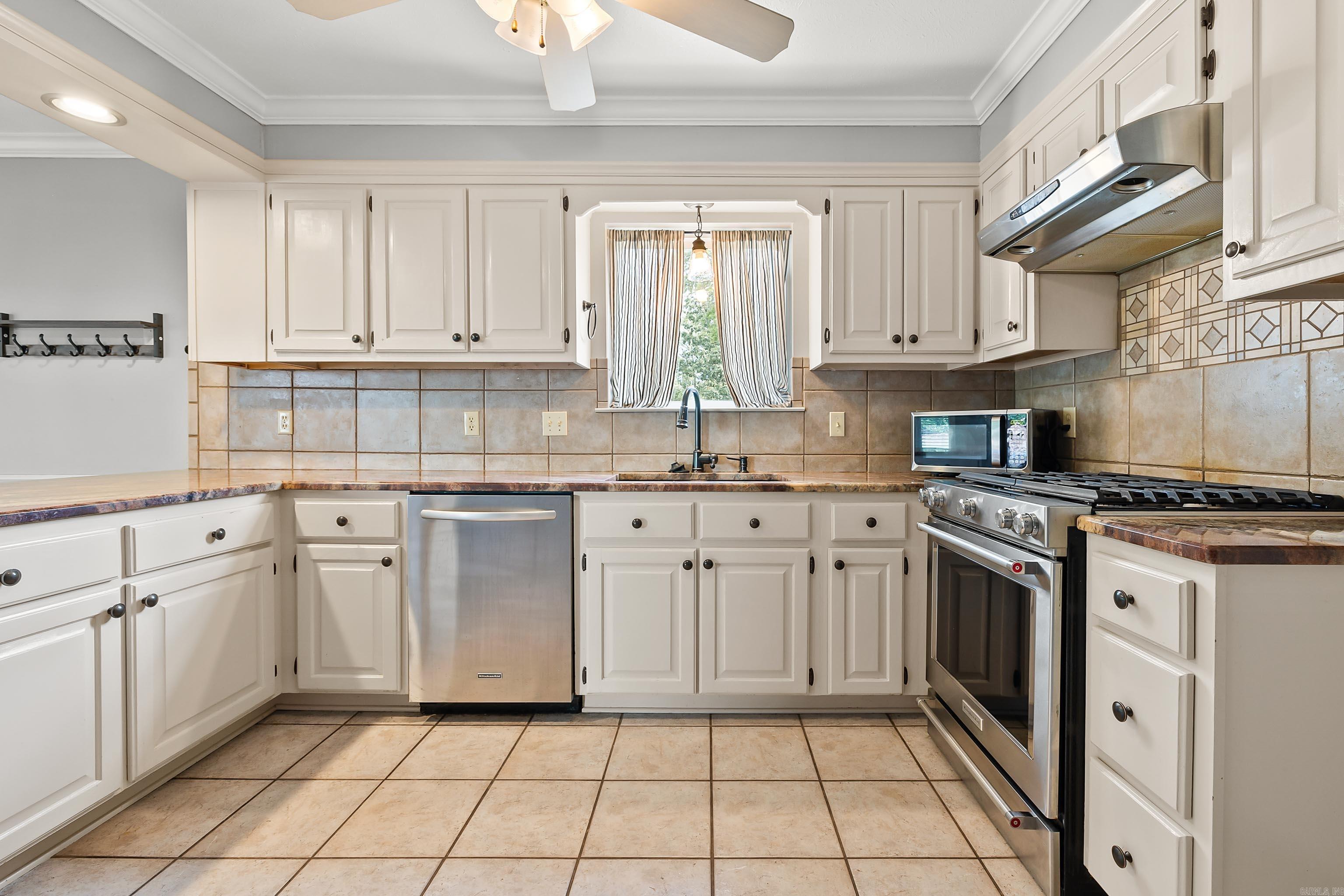 WOODLAND HEIGHTS ADDN - Residential