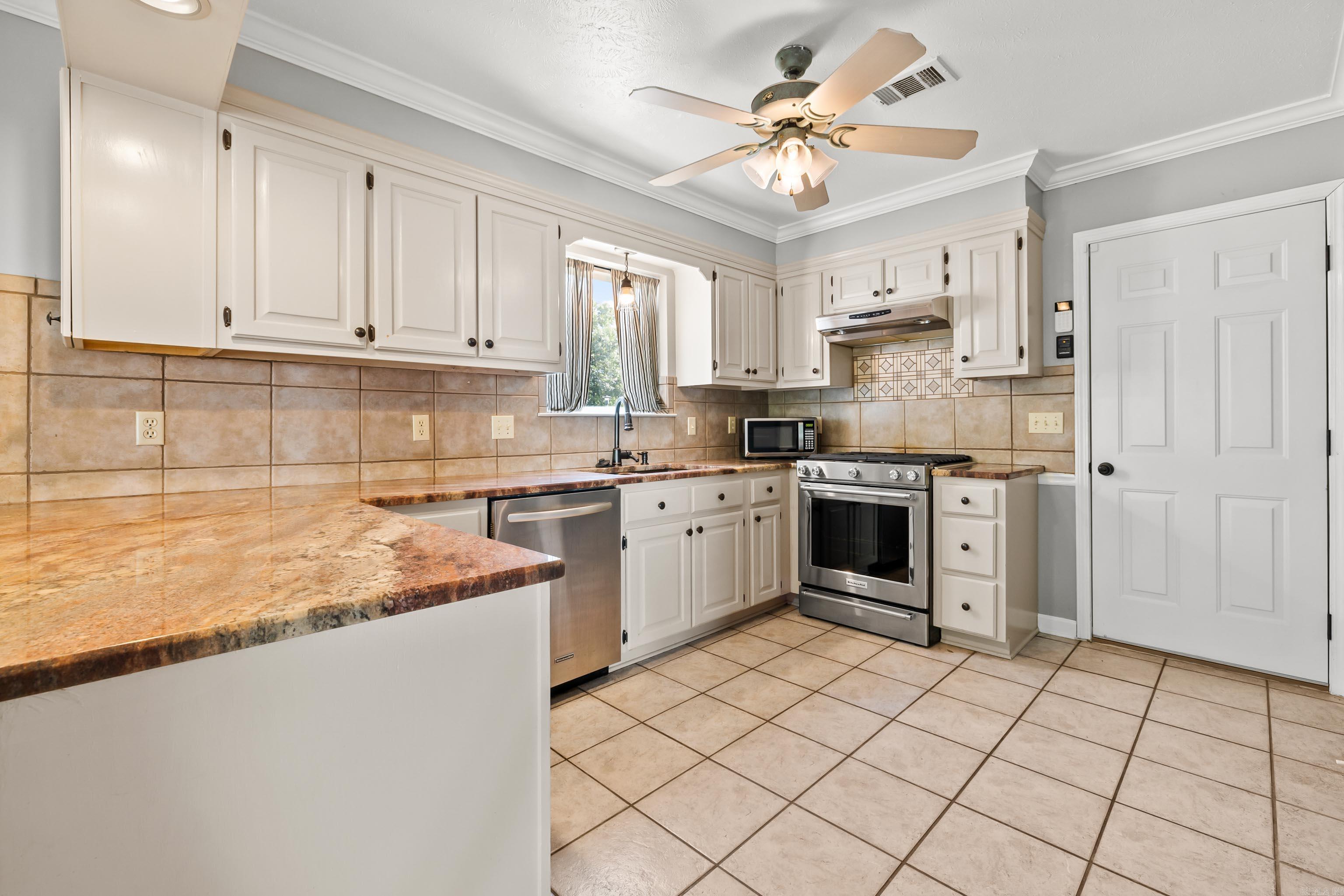 WOODLAND HEIGHTS ADDN - Residential