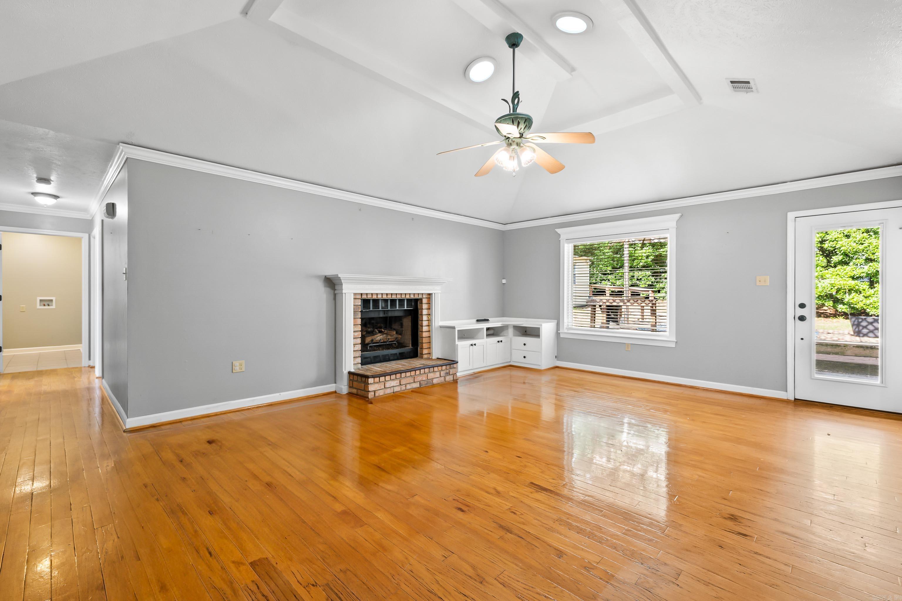 WOODLAND HEIGHTS ADDN - Residential