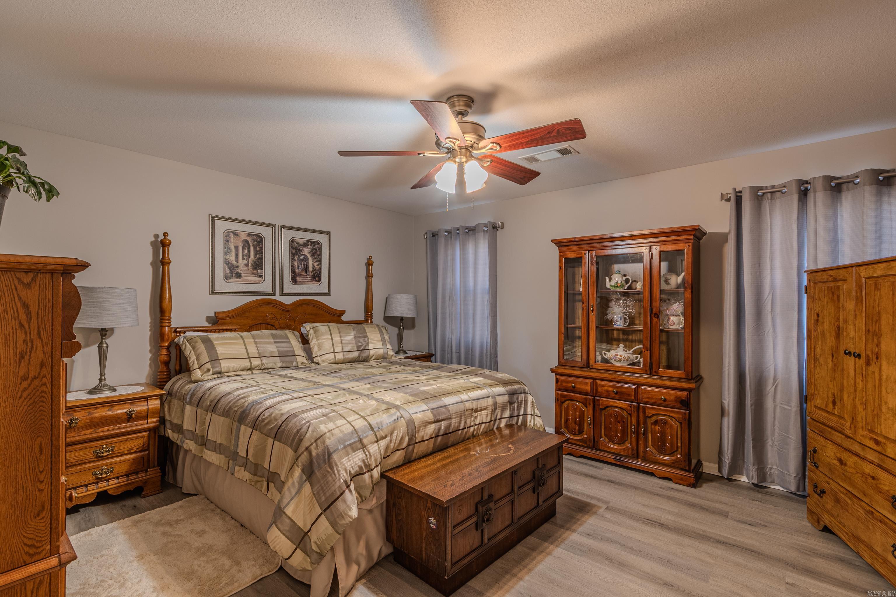 CARRIAGE HILL - Residential