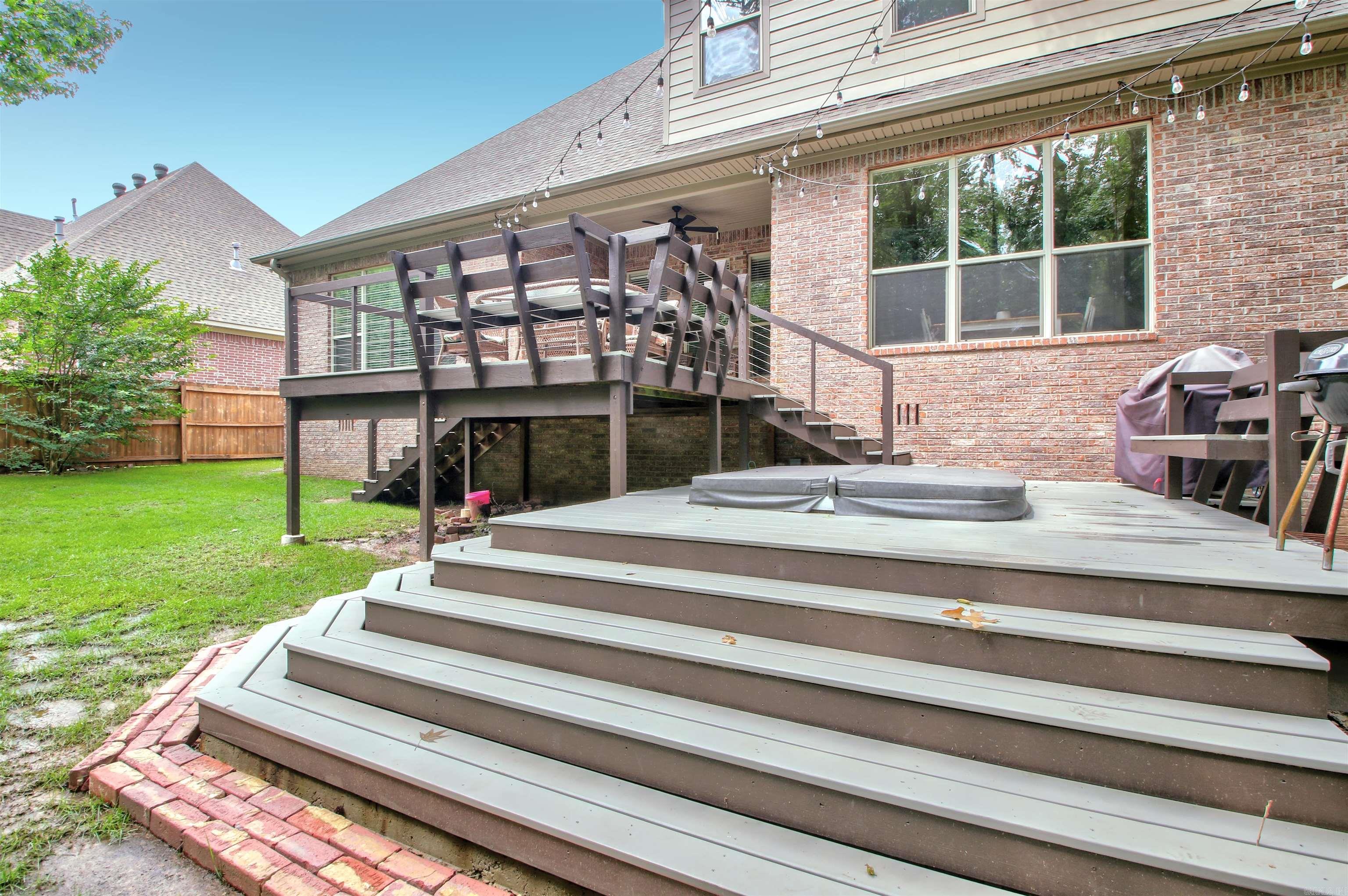 THE VILLAGES OF WELLINGTON - Residential