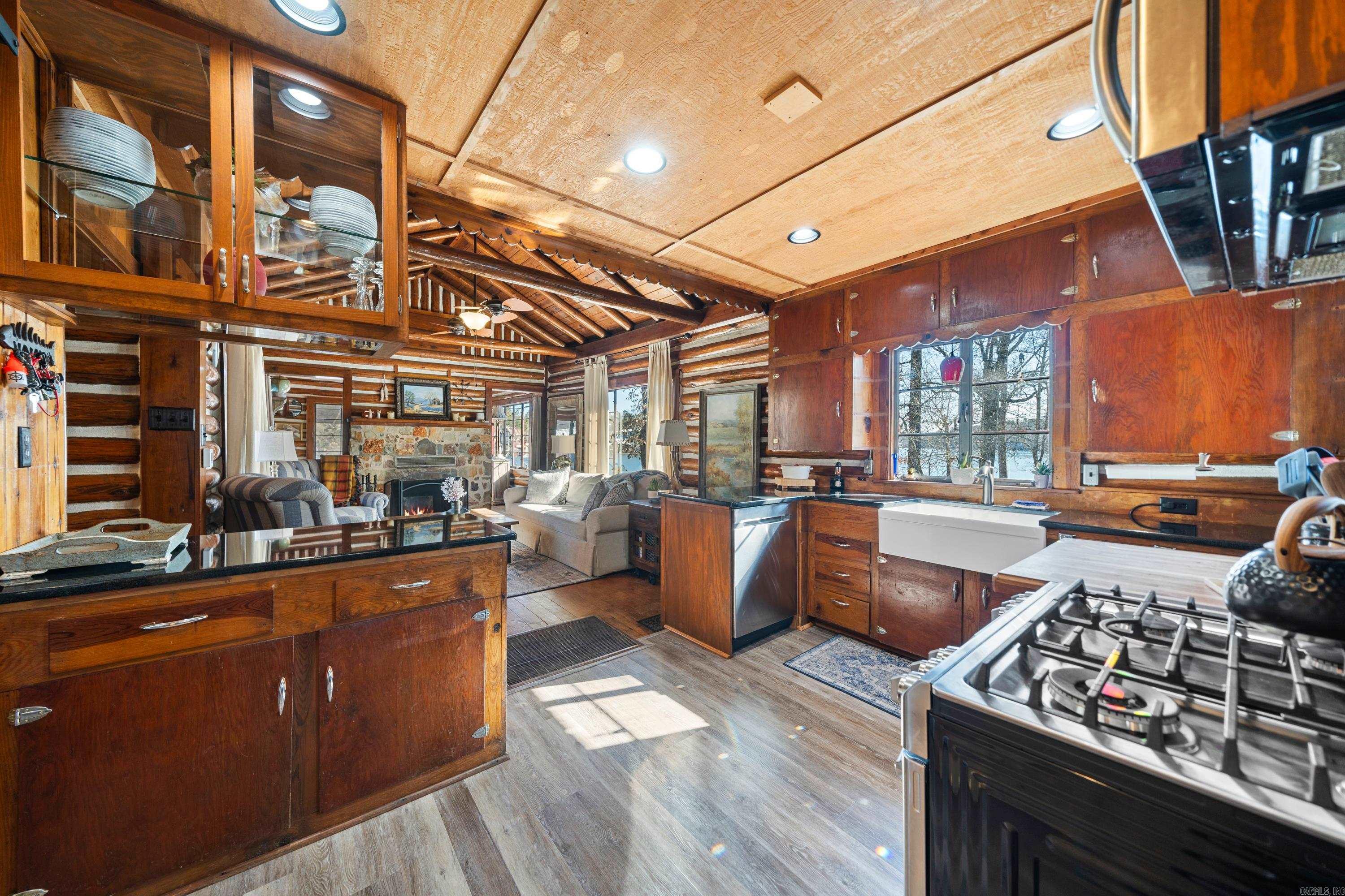 FOIZIES RESURVEY - Residential