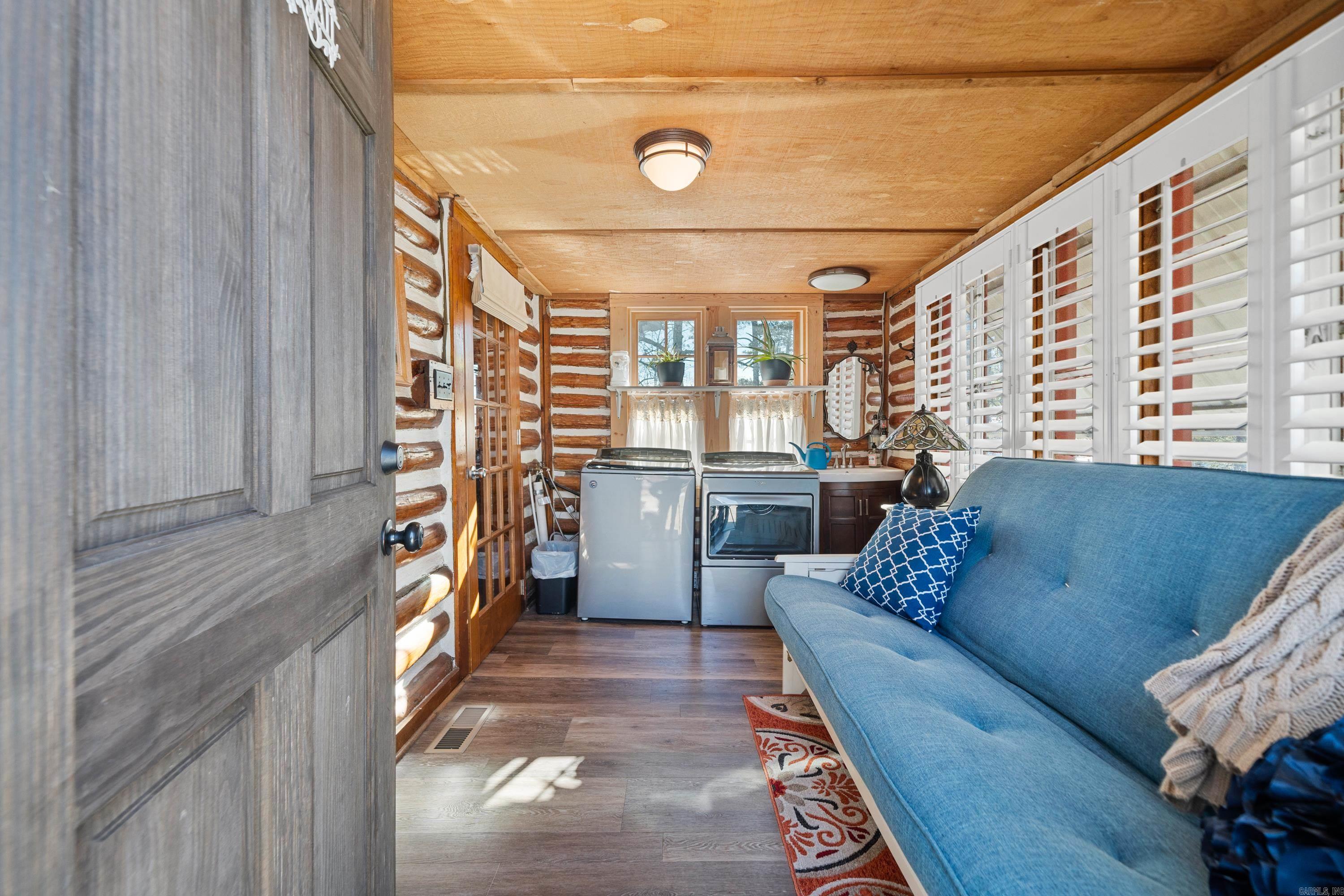 FOIZIES RESURVEY - Residential