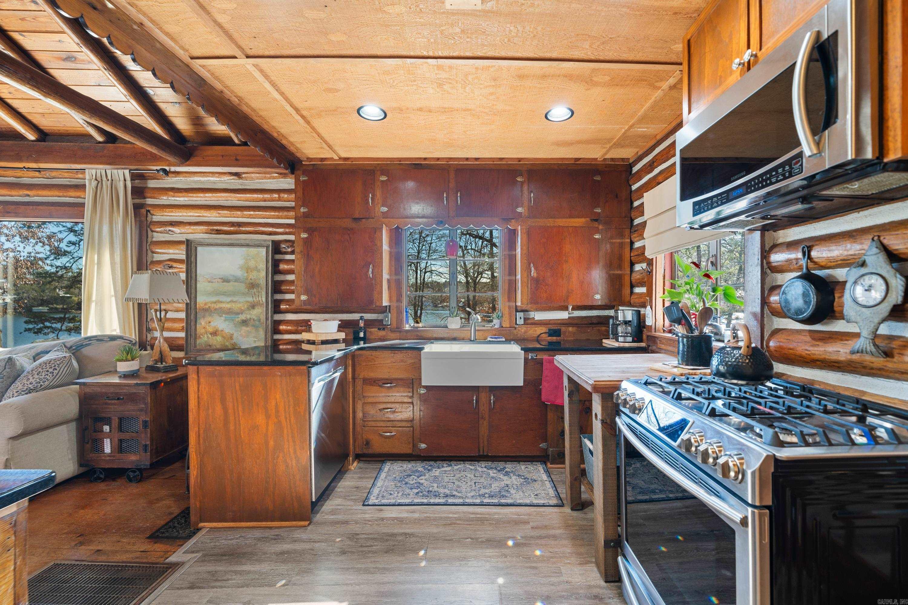 FOIZIES RESURVEY - Residential