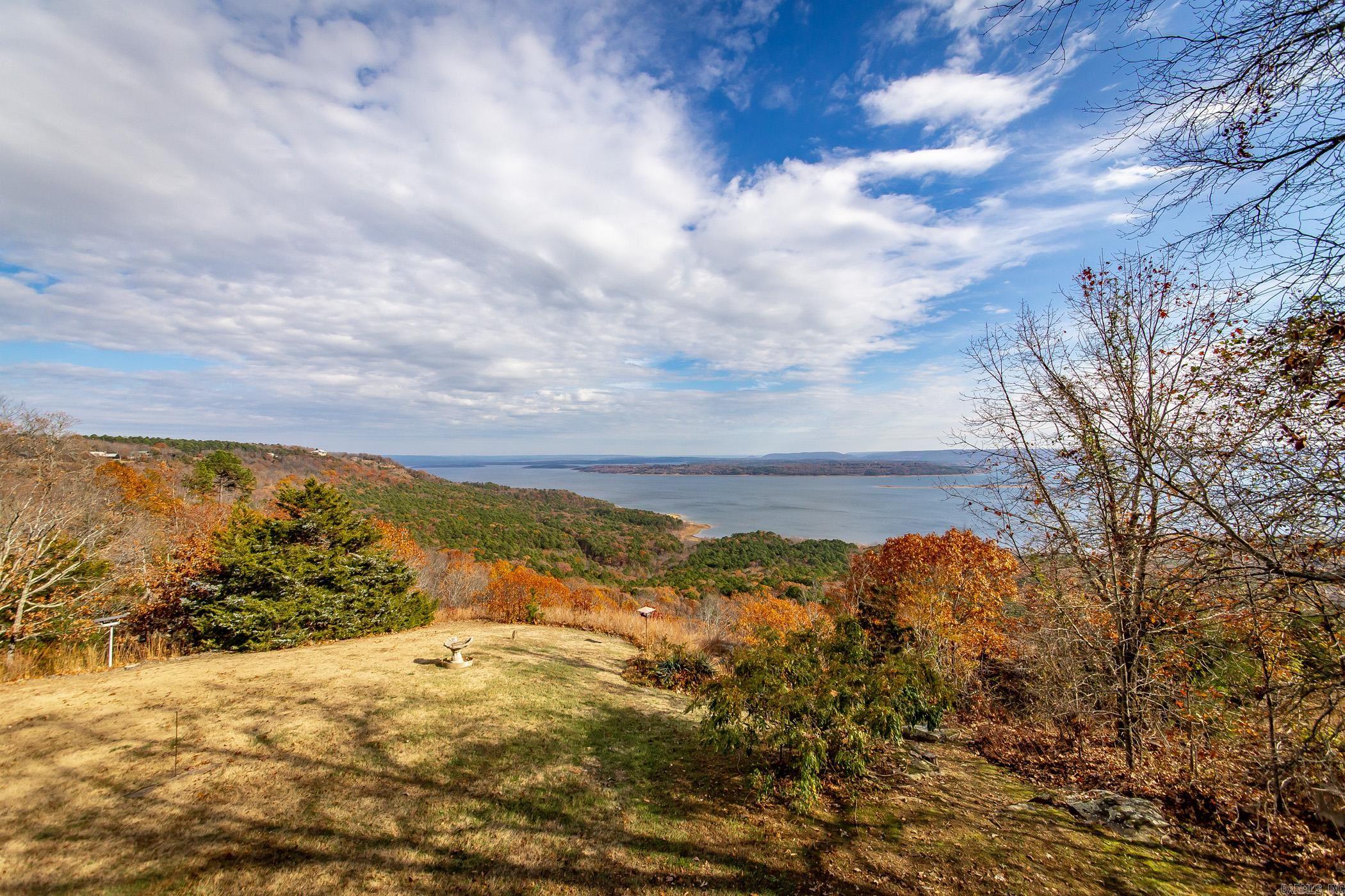 DIAMOND BLUFF ESTATES EAST - Residential