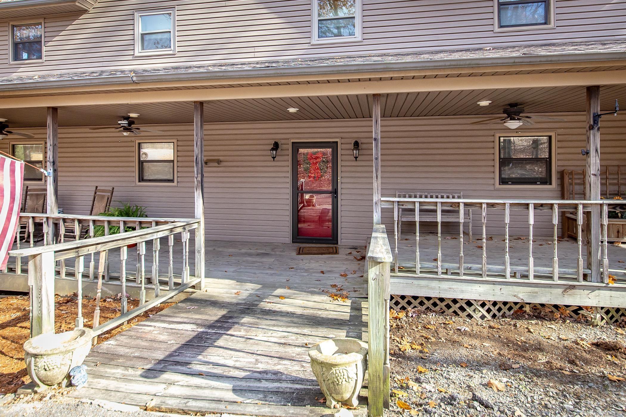 DIAMOND BLUFF ESTATES EAST - Residential