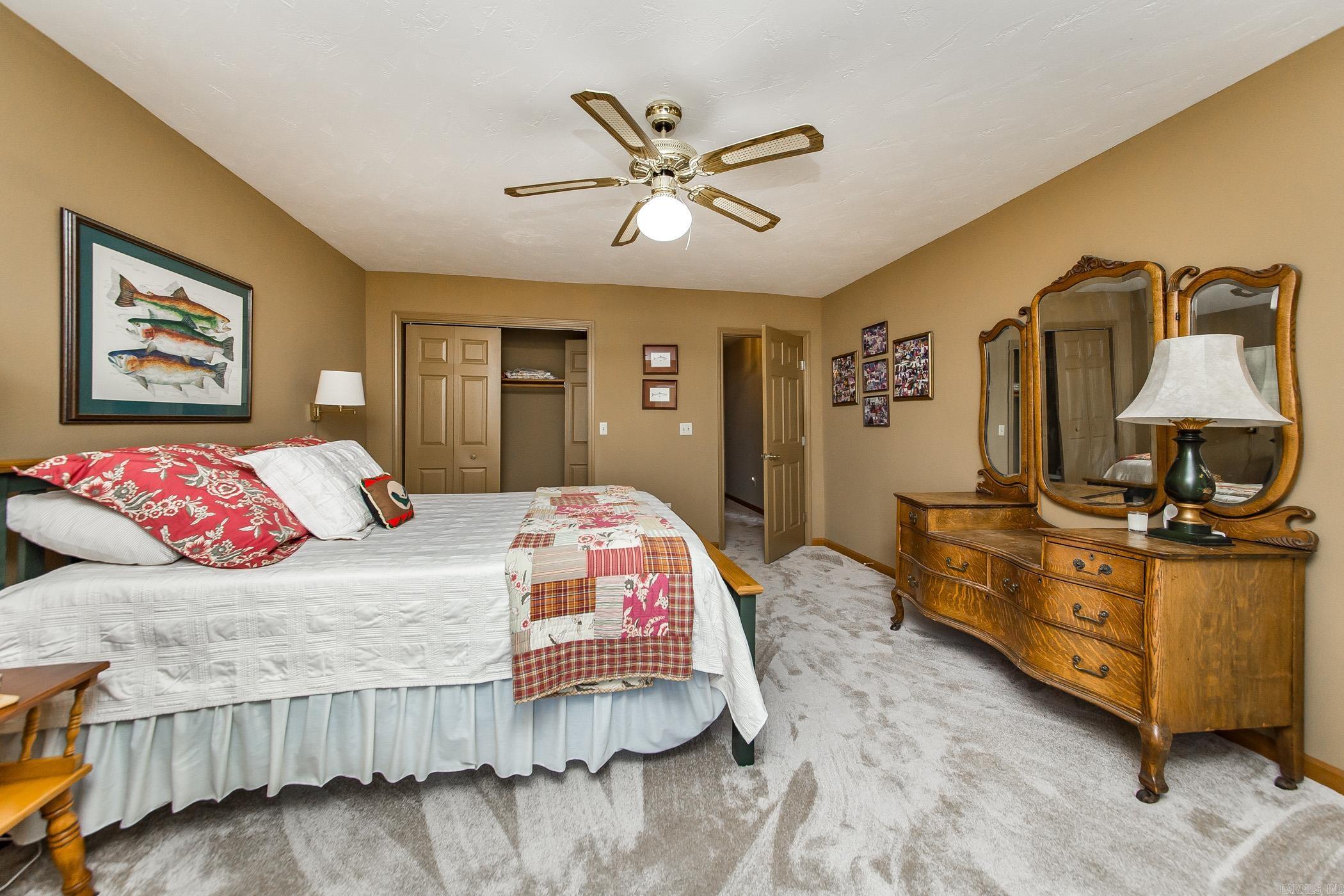 DIAMOND BLUFF ESTATES EAST - Residential