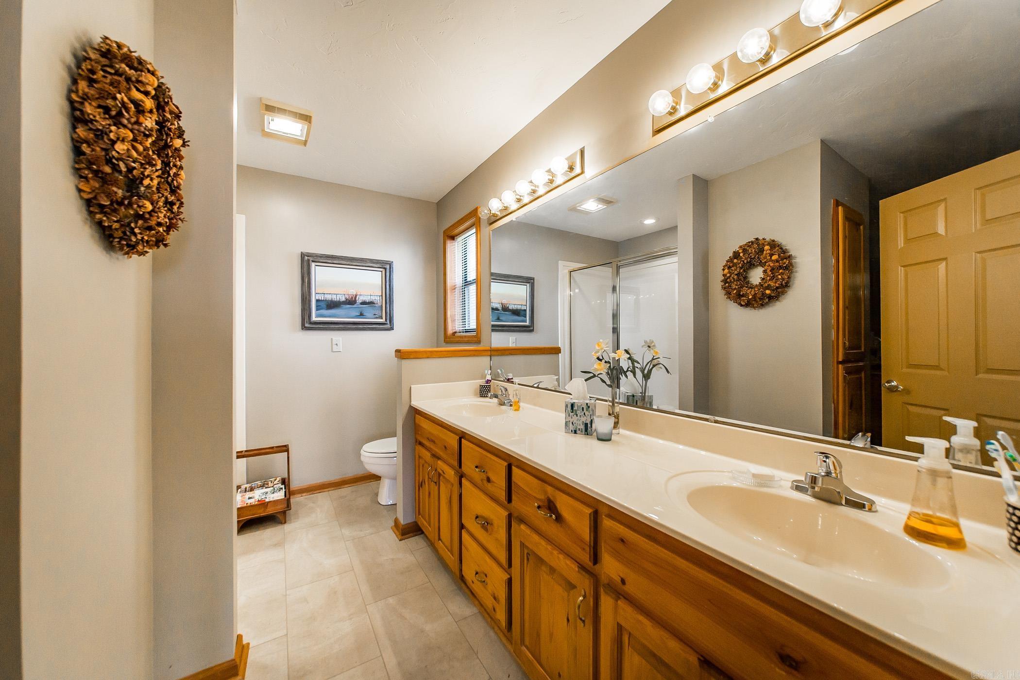 DIAMOND BLUFF ESTATES EAST - Residential