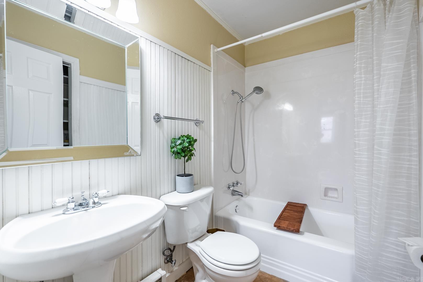 CAMMACK WOODS - Residential