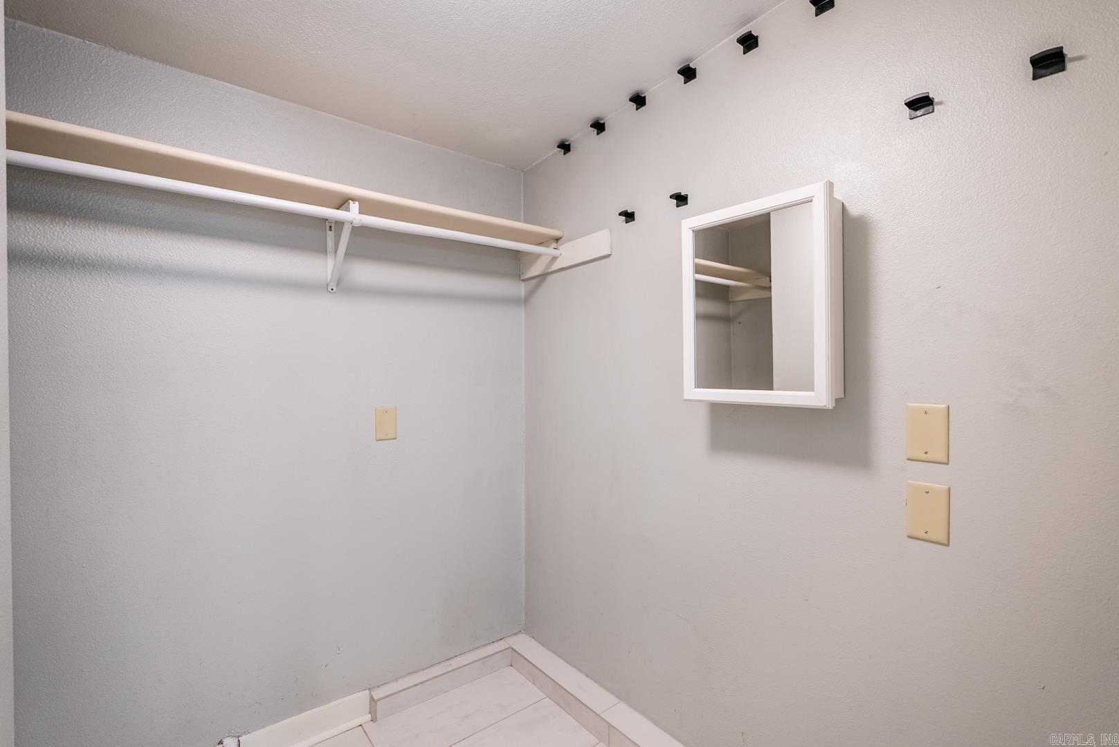 CAMMACK WOODS - Residential