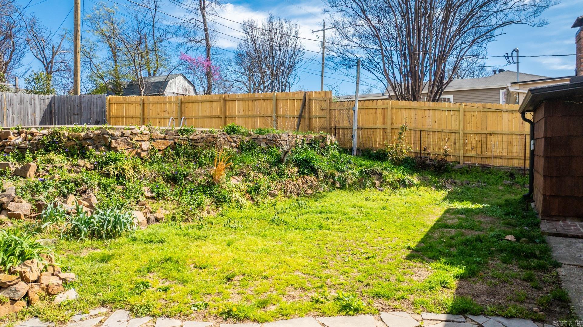 CAMMACK WOODS - Residential