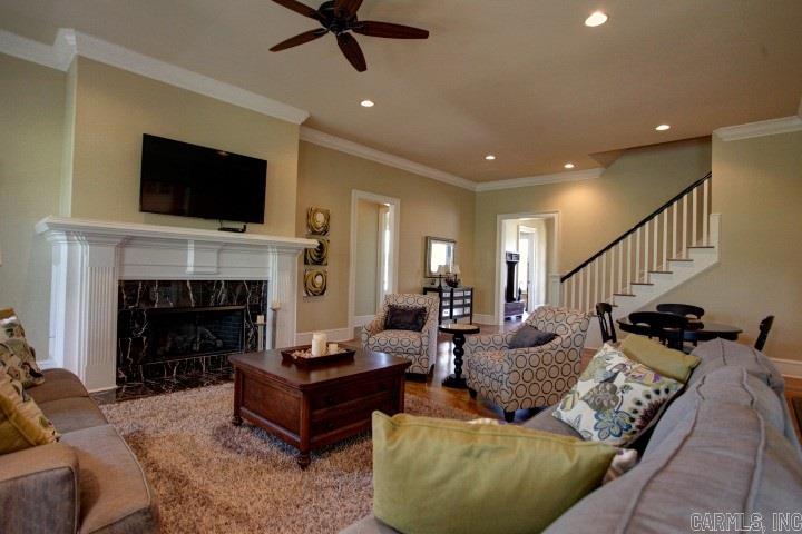 WOODLANDS EDGE - Residential