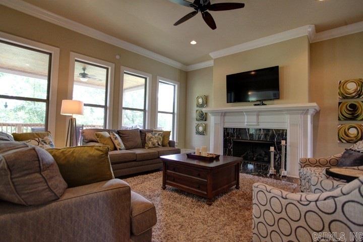 WOODLANDS EDGE - Residential