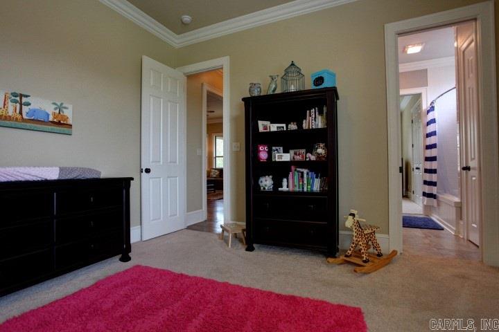 WOODLANDS EDGE - Residential