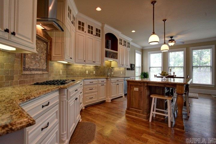 WOODLANDS EDGE - Residential