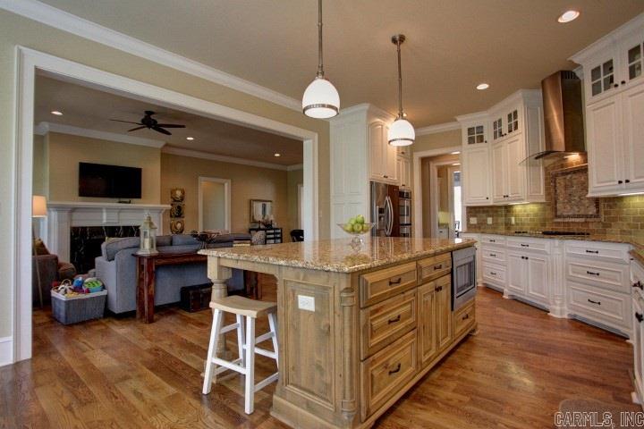 WOODLANDS EDGE - Residential