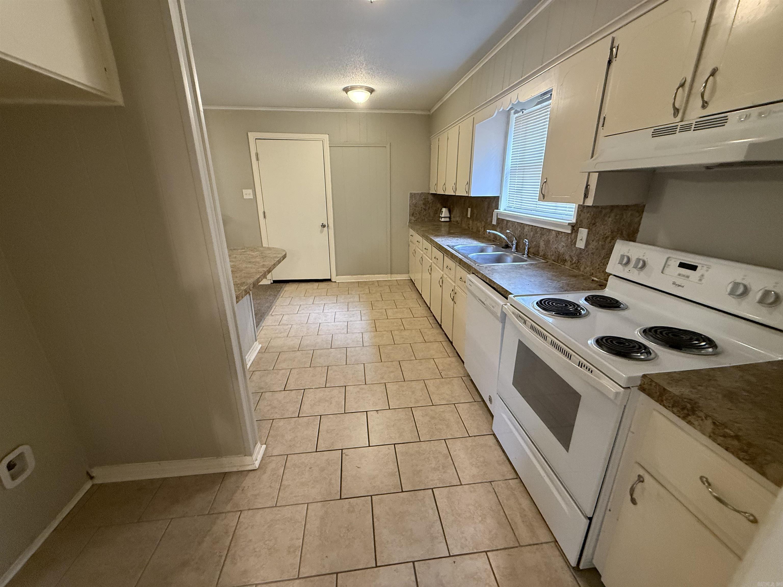 Broadmoor - Residential Lease