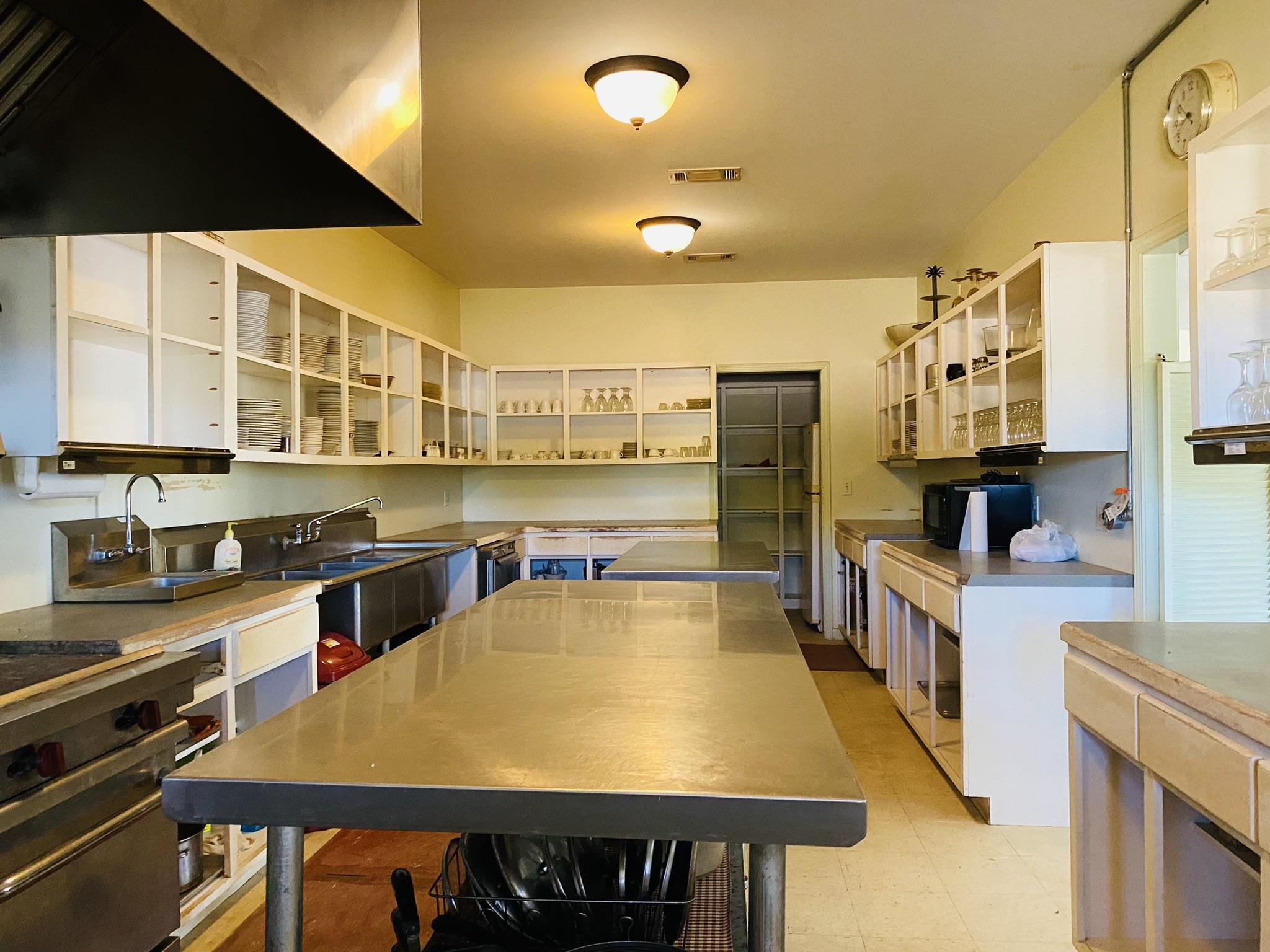 Metes & Bounds - Commercial Sale