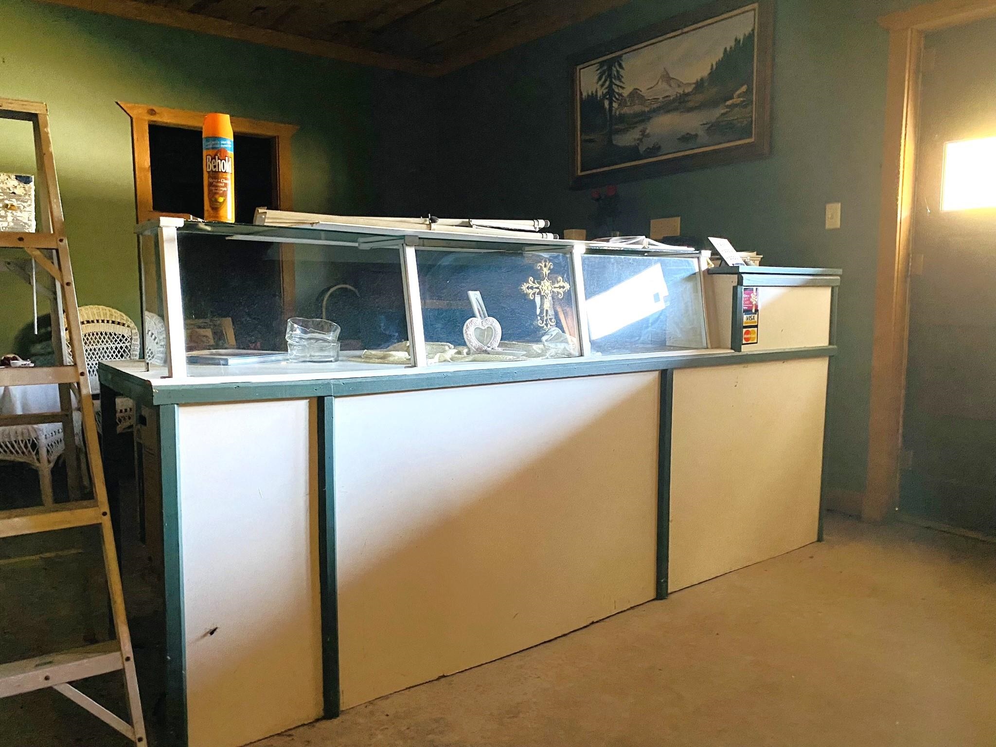 Metes & Bounds - Commercial Sale